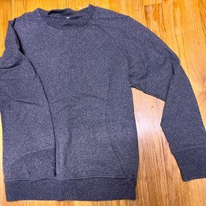 Lululemon women’s grey crewneck size 8